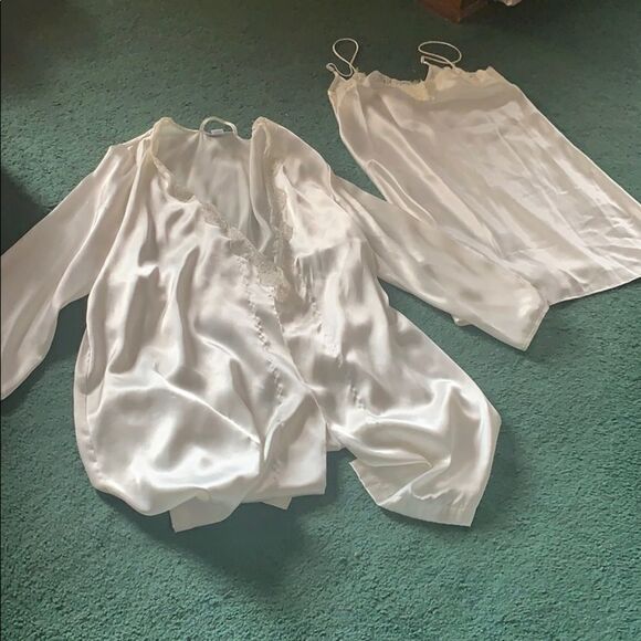 Silky pj set  - Picture 1 of 3
